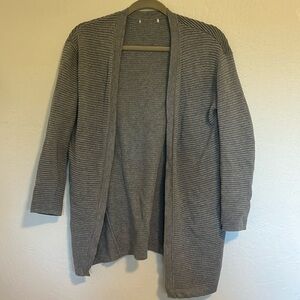 Divided ribbed duster